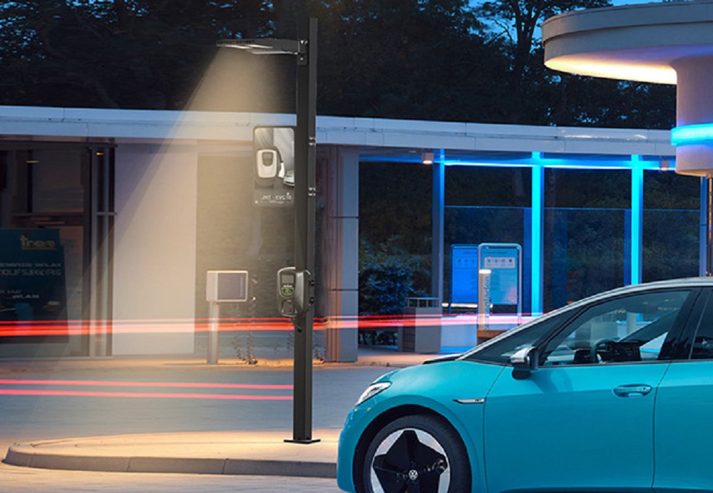 You can charge your EV on the street with the Joint EVCP3 lamp post charger.